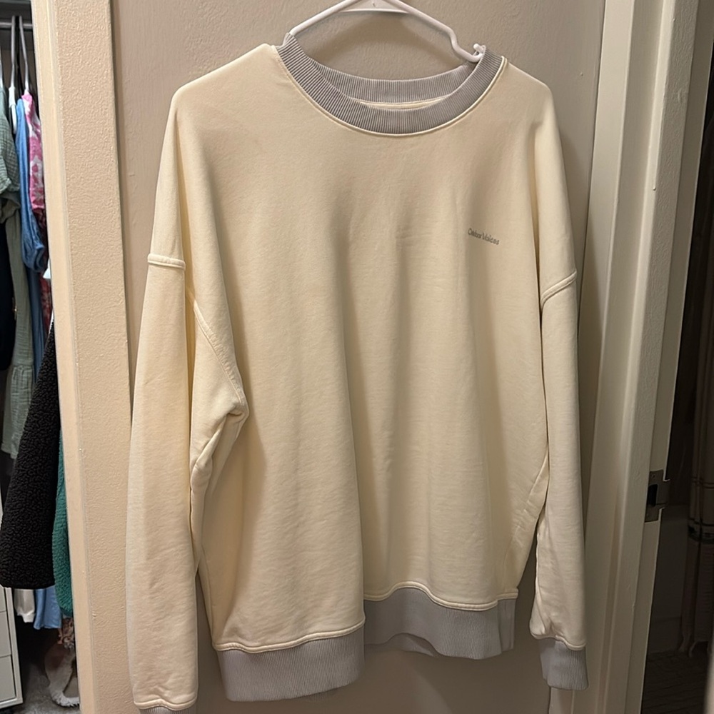 Outdoor Voices sweatshirt